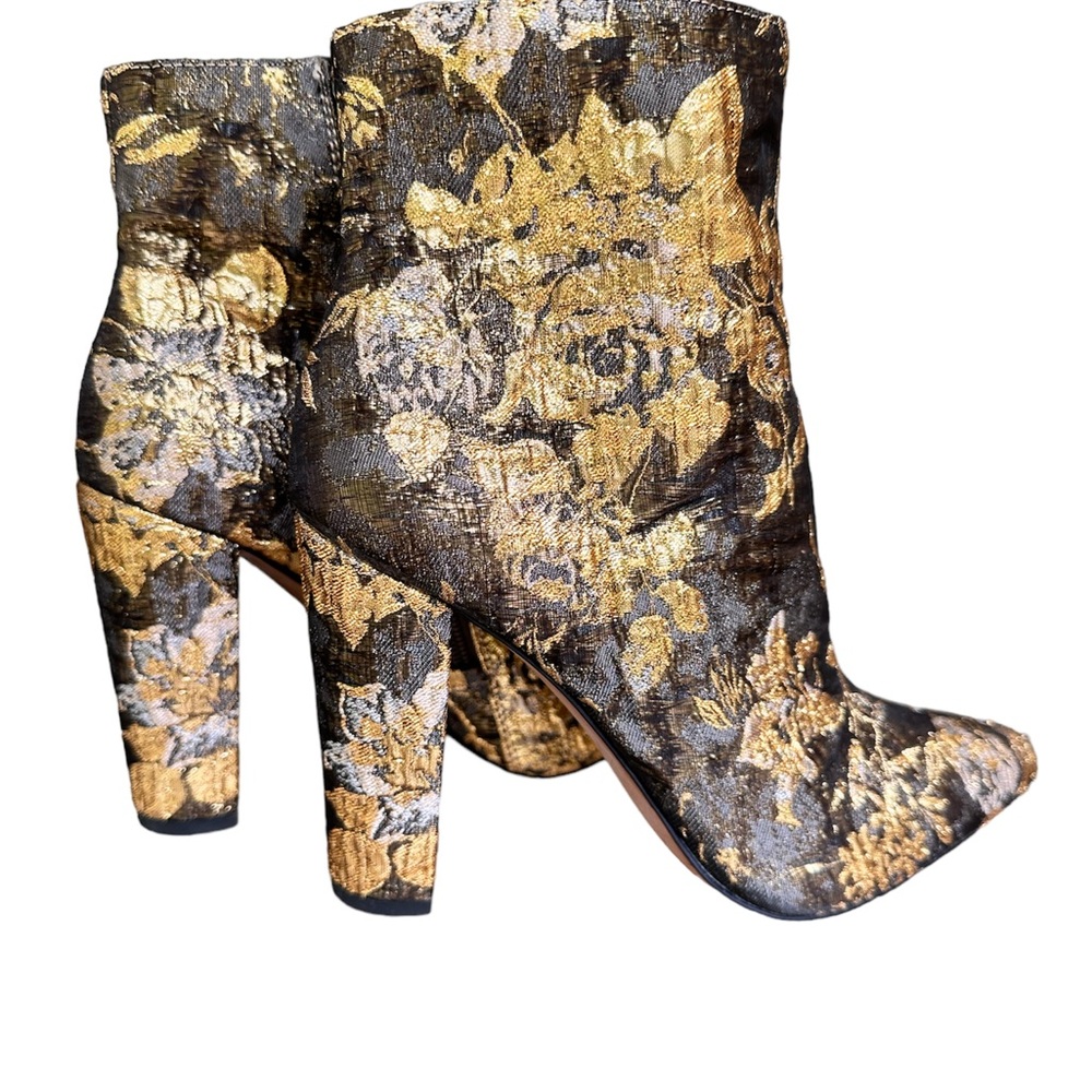 Women’s Jessica Simpson dress booties size 7
